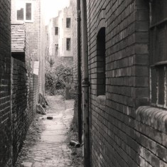 Alleyway at top of Broomspring Lane, May 1979 | Photo: Tony Allwright