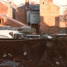 Broomhall back yards, January 1980 | Photo: Tony Allwright